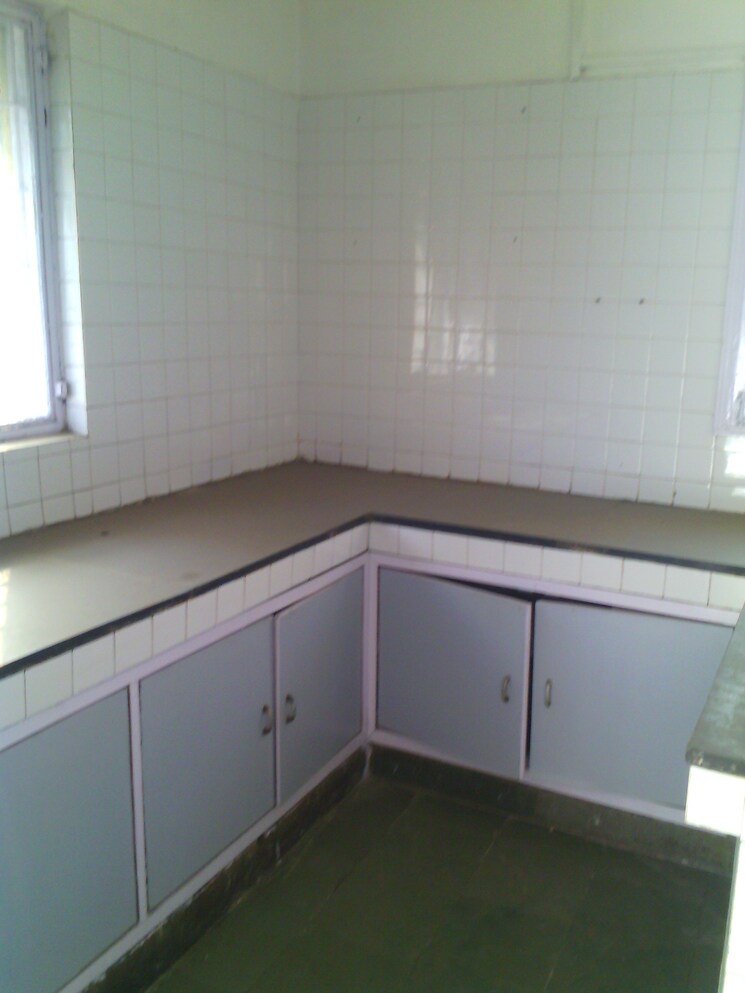 Kitchen, jasola 3 Bedroom 1300 Sq.Ft. Apartment In Jasola Delhi 8203388
