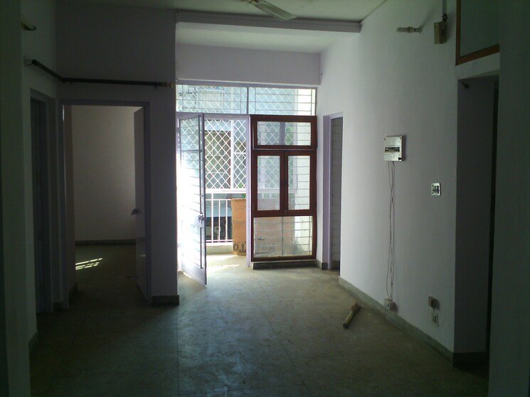 Room, jasola 3 Bedroom 1300 Sq.Ft. Apartment In Jasola Delhi 8203388