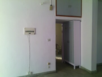 Room in 3 BHK Apartment at Jasola – for Sale