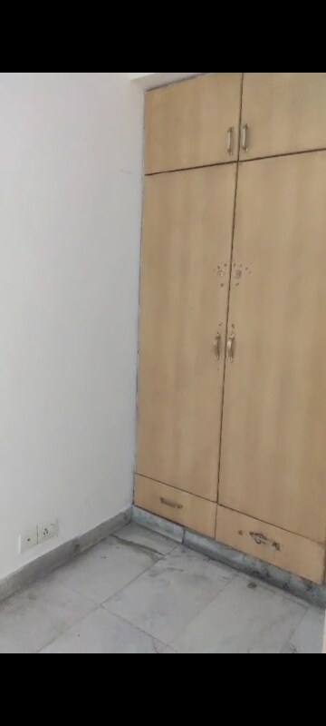 Furnished Amenities in 2 BHK Apartment at Quantum East Avenue, Ahinsa Khand ii – for Rent