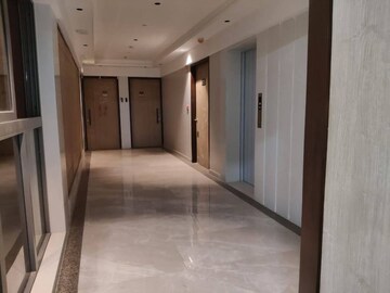 Room in 2 BHK Apartment at Lodha Vista, Lower Parel – for Rent