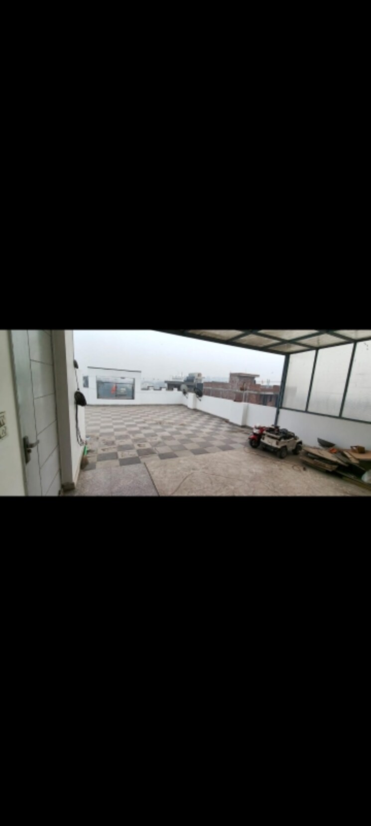 Master Bedroom, ganga-apartment-kaushambi 6 Bedroom 2500 Sq.Ft. Builder Floor In Dabur Chowk Ghaziabad 8203394