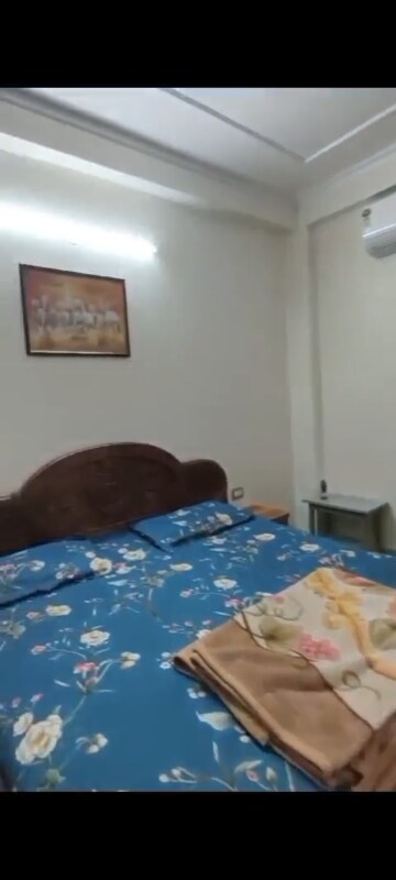 Bedroom in 1 RK Builder Floor at RWA Gyan Khand 3, Indrapuram – for Rent