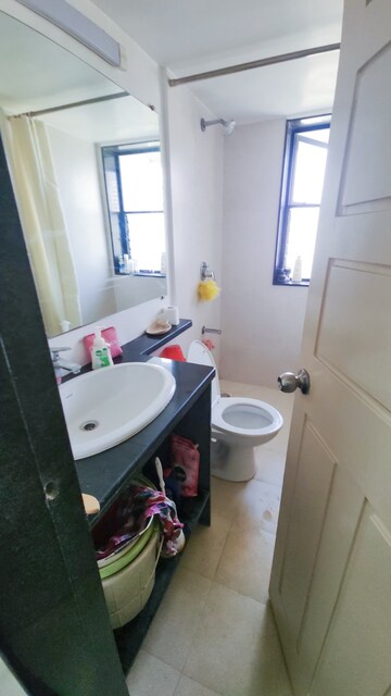 Team Area in 1 BHK Apartment at Glaxo Ashiana CHS, Bandra West – for Rent