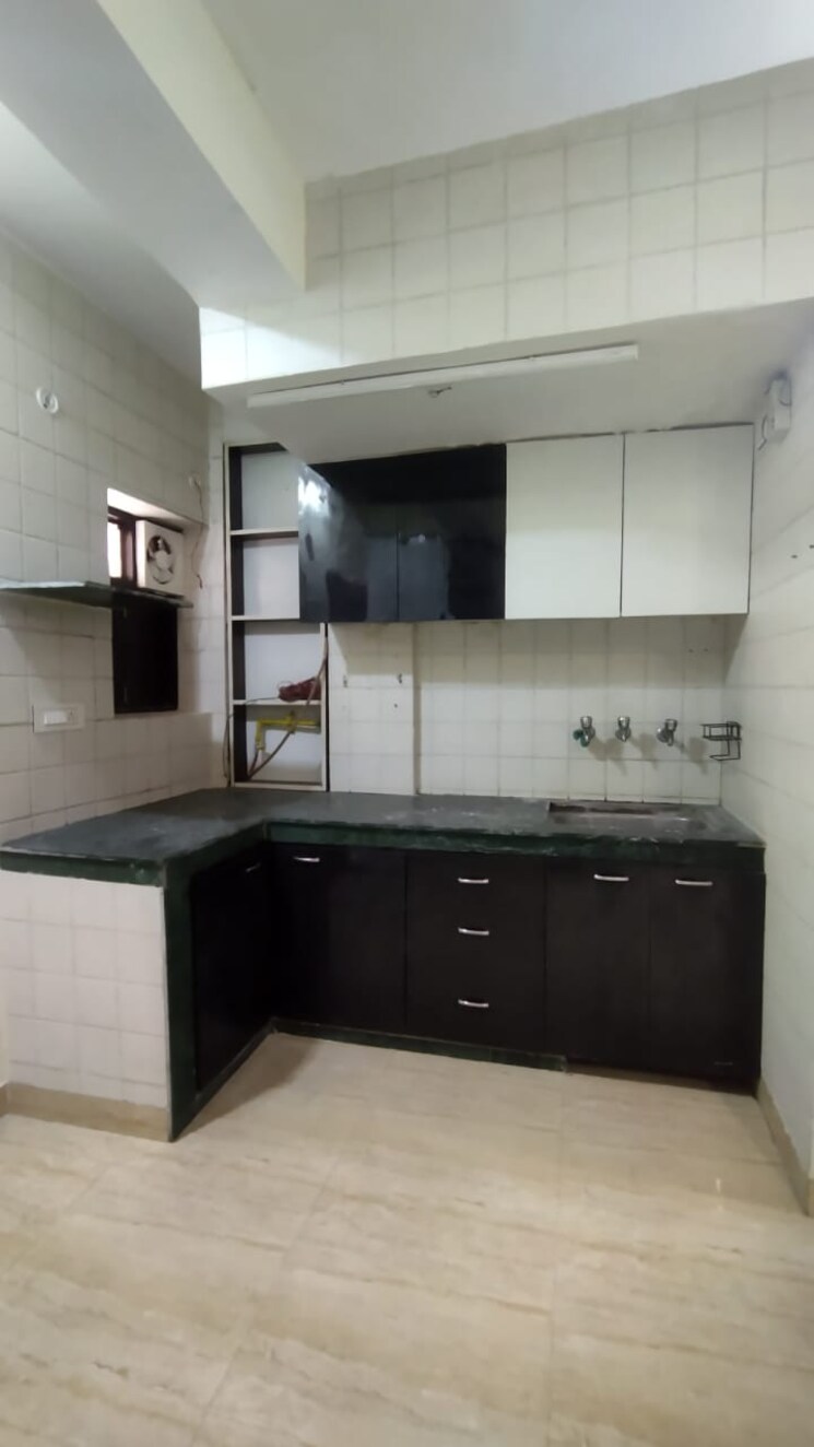 Kitchen, molarband 2 Bedroom 650 Sq.Ft. Apartment In Molarband Delhi 8203435