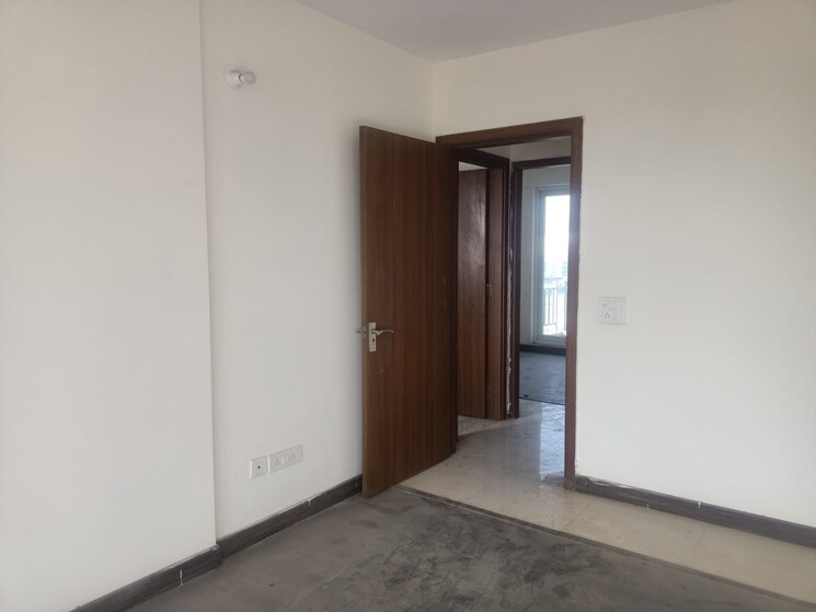 Room, landmark-the-residency 3 Bedroom 1710 Sq.Ft. Apartment In Sector 103 Gurgaon 8203531