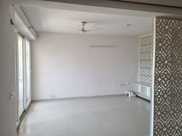 Room in 3 BHK Apartment at Tulip Violet, Sector 69 – for Rent