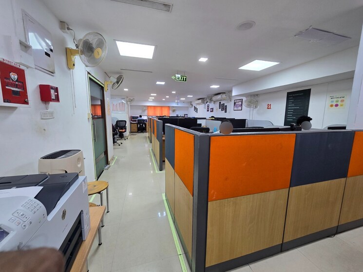 Team Area, trade-avenue Commercial Office Space 2241 Sq.Ft. In Andheri East Mumbai 8203620