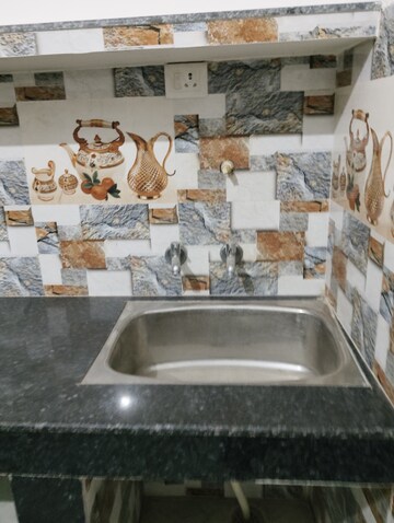 Swimming Pool in 2 BHK Independent House at Jankipuram – for Rent