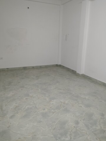 Room in 2 BHK Independent House at Jankipuram – for Rent