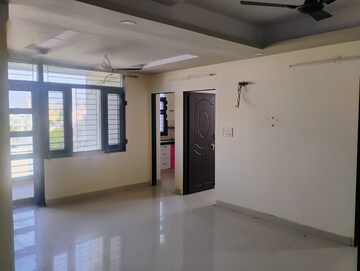 Room in 2 BHK Apartment at Vardhman Western Heights, Shyam Nagar – for Rent