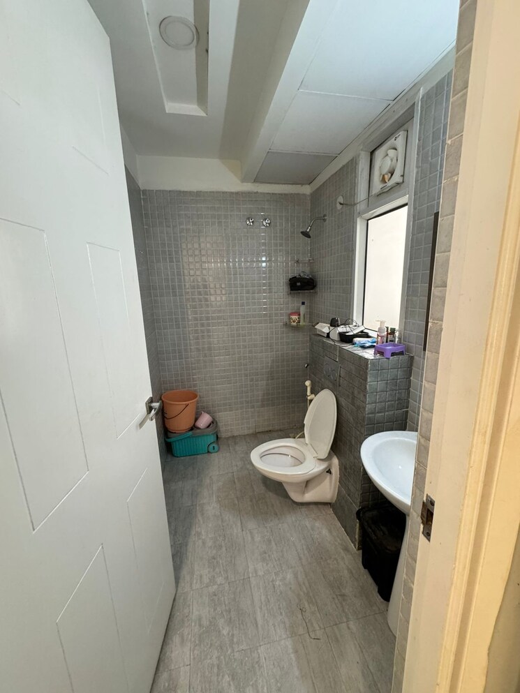 Bathroom, civitech-stadia 3 Bedroom 881 Sq.Ft. Apartment In Sector 79 Noida 8203687