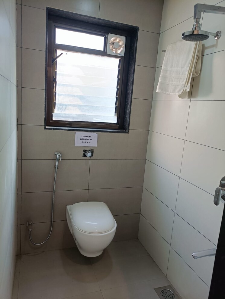 Bathroom, phate-ivory-vista 2 Bedroom 728 Sq.Ft. Apartment In Katraj Pune 8203902