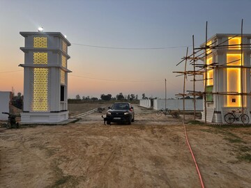 Plot – Exterior View View at Sultanpur Road - for Sale