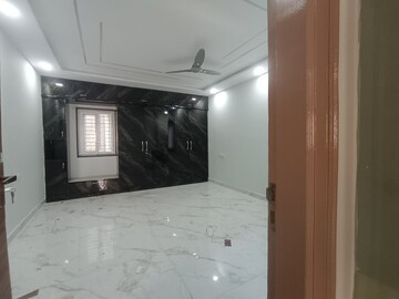 Parking in 3 BHK Apartment at Kondapur – for Rent