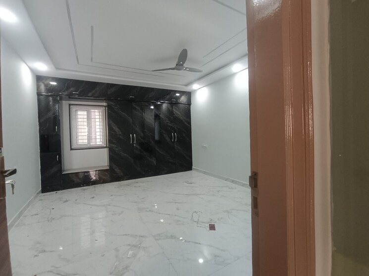 Parking, kondapur 3 Bedroom 2000 Sq.Ft. Apartment In Kondapur Hyderabad 8203909