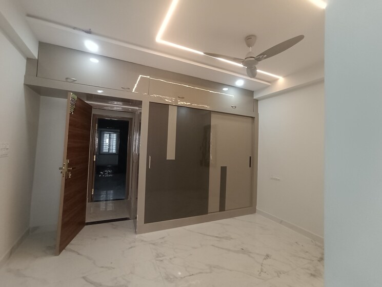 Room, kondapur 3 Bedroom 2000 Sq.Ft. Apartment In Kondapur Hyderabad 8203909
