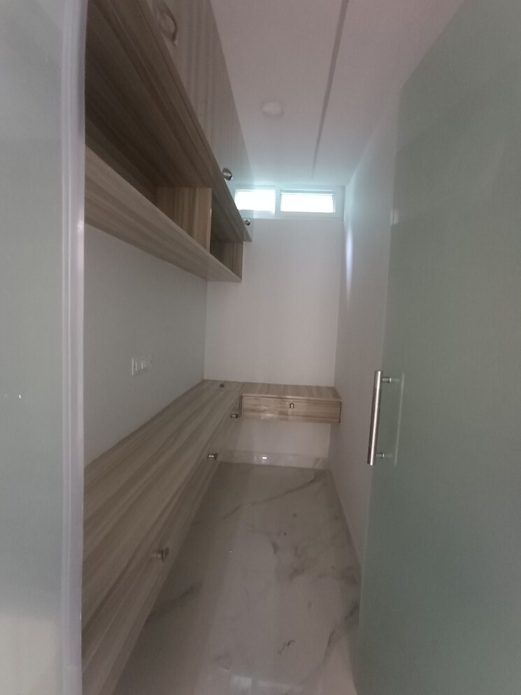 Bathroom, kondapur 3 Bedroom 2000 Sq.Ft. Apartment In Kondapur Hyderabad 8203909