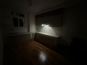 Room in 3 BHK Builder Floor at Saket – for Rent