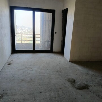 Room in 5 BHK Apartment at Valmark Apas, Hulimavu – for Sale