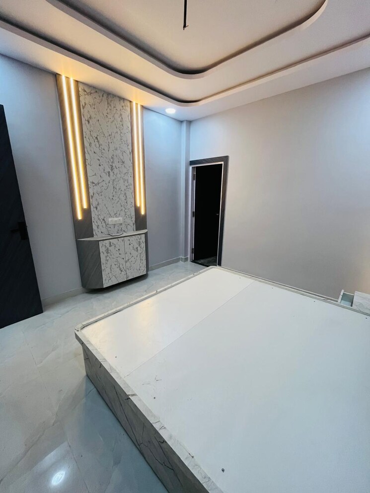 Room, gomti nagar 3 Bedroom 1670 Sq.Ft. Villa In Gomti Nagar Lucknow 8203960