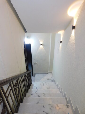 Bathroom in 1 BHK Builder Floor at Pamposh Enclave – for Rent