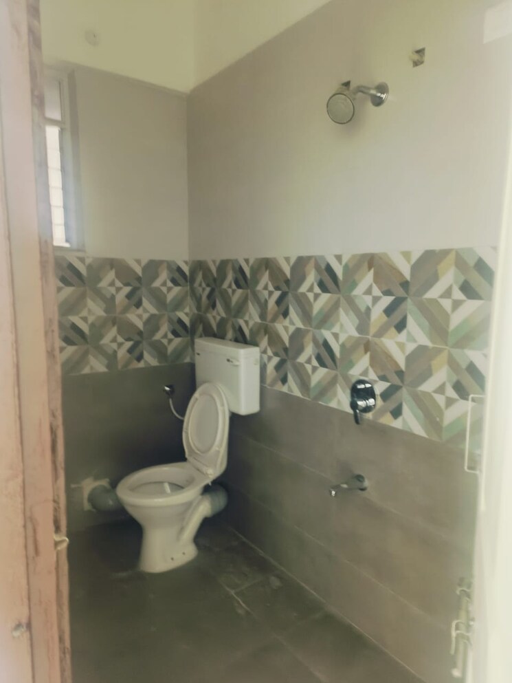 Bathroom, gt-mangal-vishwa 3 Bedroom 1300 Sq.Ft. Apartment In Ravet Pune 8204005