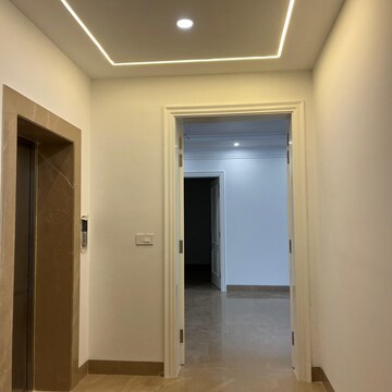 Building Lobby in 3 BHK Builder Floor at Sector 49 – for Rent