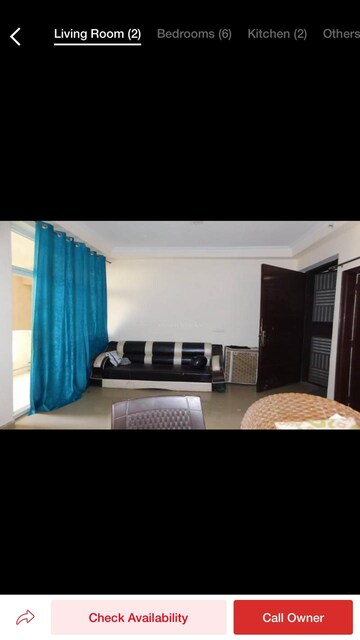 Living Room in 2.5 BHK Apartment at Amrapali Silicon City, Sector 76 – for Sale