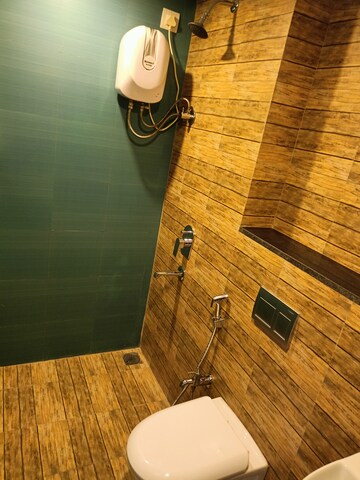 Furnished Amenities in 1 BHK Apartment at Lodha Quality Home Tower 2, Majiwada – for Rent