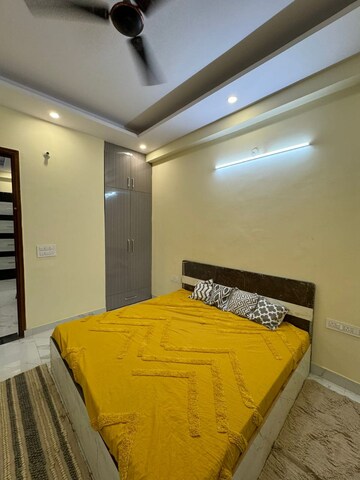 Bedroom in 1 BHK Builder Floor at Sector 38 – for Rent