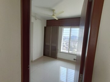 Room in 2.5 BHK Apartment at Porwal Parklane Urbanjoy, Sus – for Rent