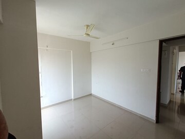 Room in 2.5 BHK Apartment at Porwal Parklane Urbanjoy, Sus – for Rent