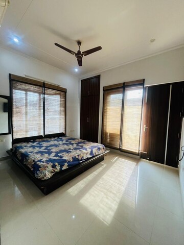 Bedroom in 1 BHK Builder Floor at Sector 30 – for Rent