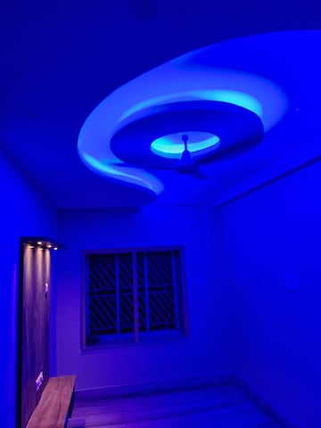Furnished Amenities in 2 BHK Apartment at Naktala – for Rent
