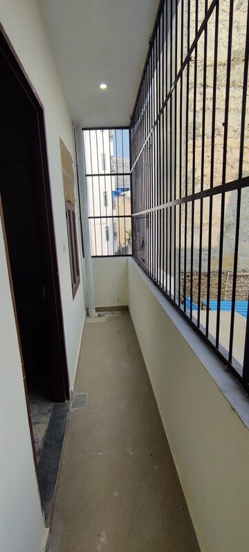 Balcony in 2 BHK Builder Floor at Sector 52 – for Rent