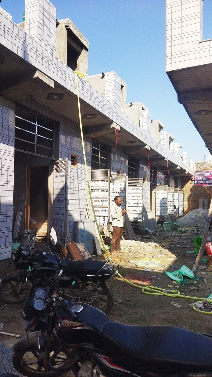 Exterior View, sector 52 2 Bedroom 51 Sq.Yd. Independent House In Sector 52 Faridabad 8204330