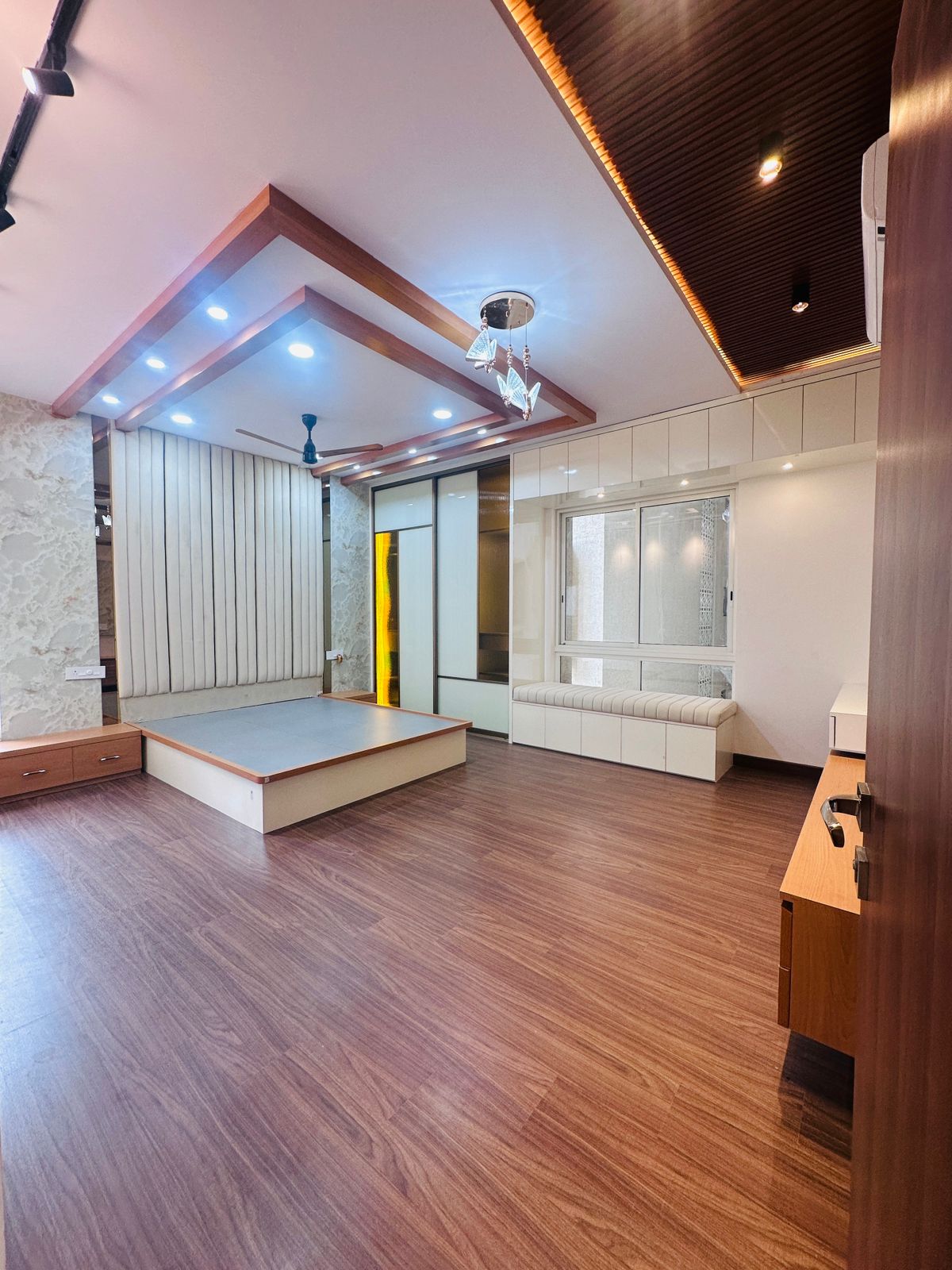 4 BHK + Pooja Room 2650 Sq.Ft. Apartment in Aurobindo Galaxy