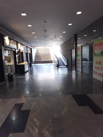 Commercial Shop 210 Sq.Ft. For Resale in Sector 4, Greater Noida Greater Noida  8204351