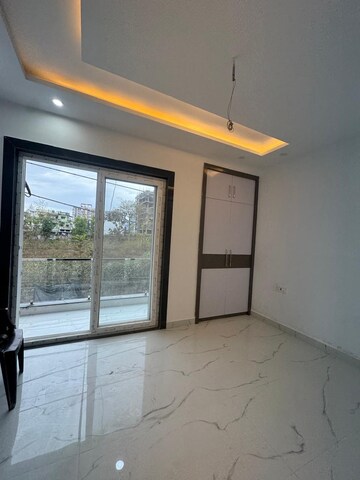 Room in 2 BHK Apartment at Sahastradhara Road – for Sale