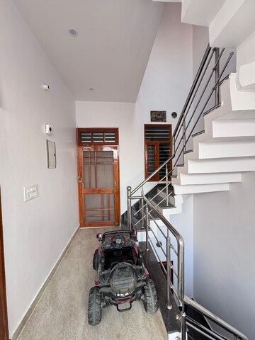 Staircase in 2 BHK Villa at Gomti Nagar – for Rent