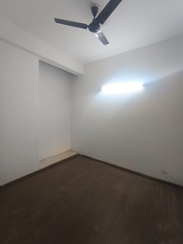 Room in 3 BHK Apartment at BPTP Park Elite Premium, Sector 84 – for Sale