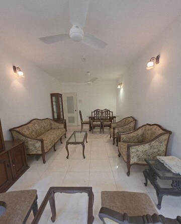 Living Room in 2 BHK Apartment at Khar West – for Rent