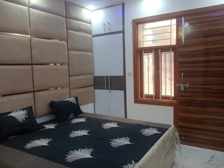 Room, uttam nagar west 3 Bedroom 750 Sq.Ft. Builder Floor In Uttam Nagar West Delhi 8204536