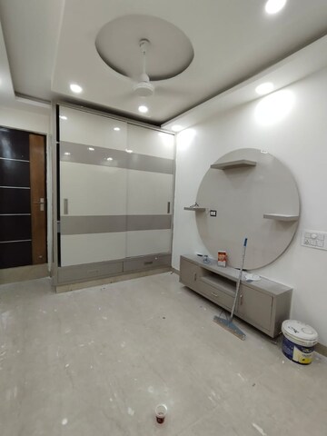 Bathroom in 2 BHK Builder Floor at Paschim Vihar – for Rent
