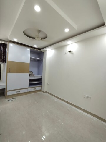 2 BHK Builder Floor For Rent in Paschim Vihar