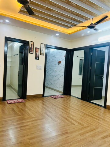 Building Lobby in 2 BHK Builder Floor at Paschim Vihar – for Rent