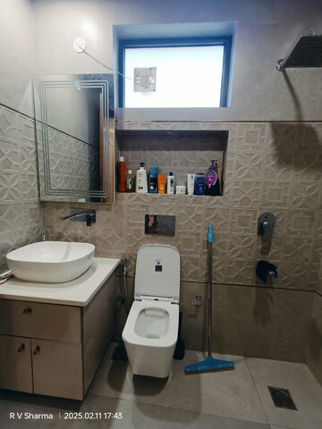 Team Area in 3 BHK Builder Floor at Sector 23 – for Sale