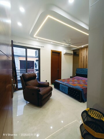 Living Room in 3 BHK Builder Floor at Sector 23 – for Sale