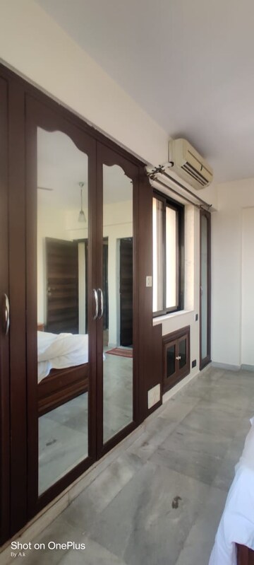 Room in 2 BHK Apartment at Hiranandani Gardens Eternia, Powai – for Rent